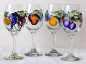 Set of 4 Grapes Apple Pear Plums Wine Glasses